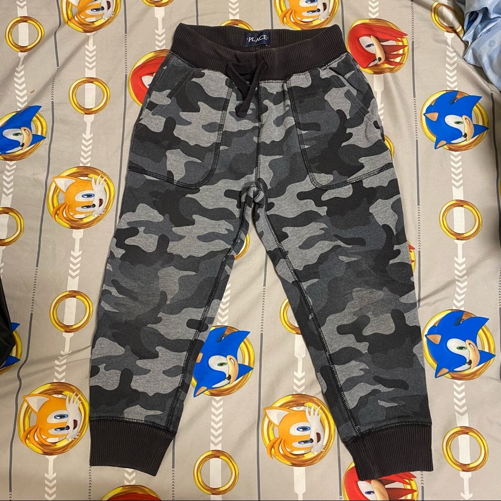 Children’s Place boy’s joggers